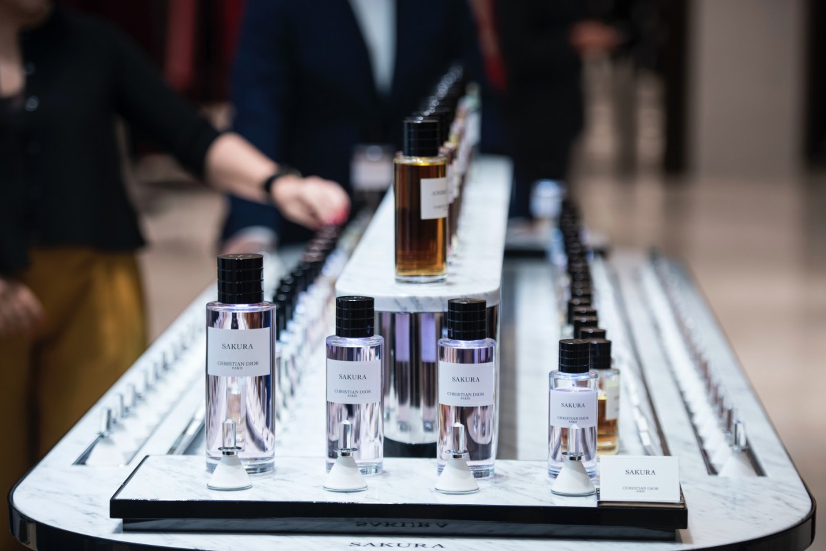 Picture of cosmetic products lined up in a physical store